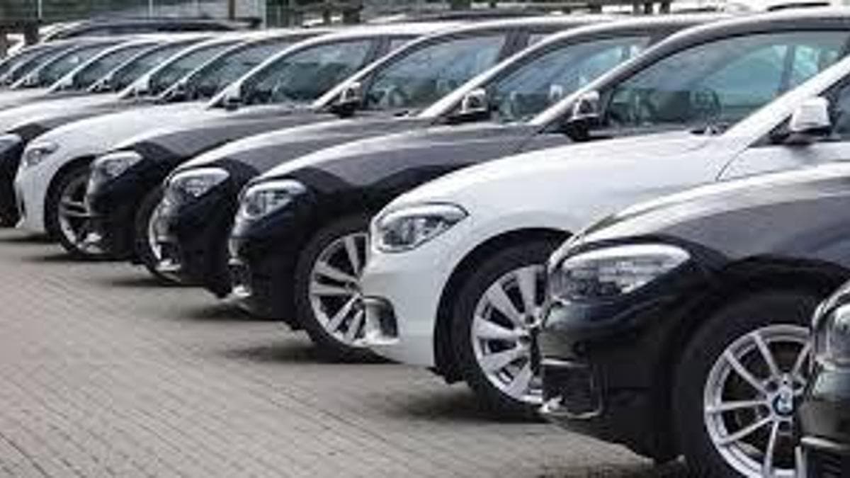 Automotive Brands Launch Holiday Discounts Ahead of Festivities
