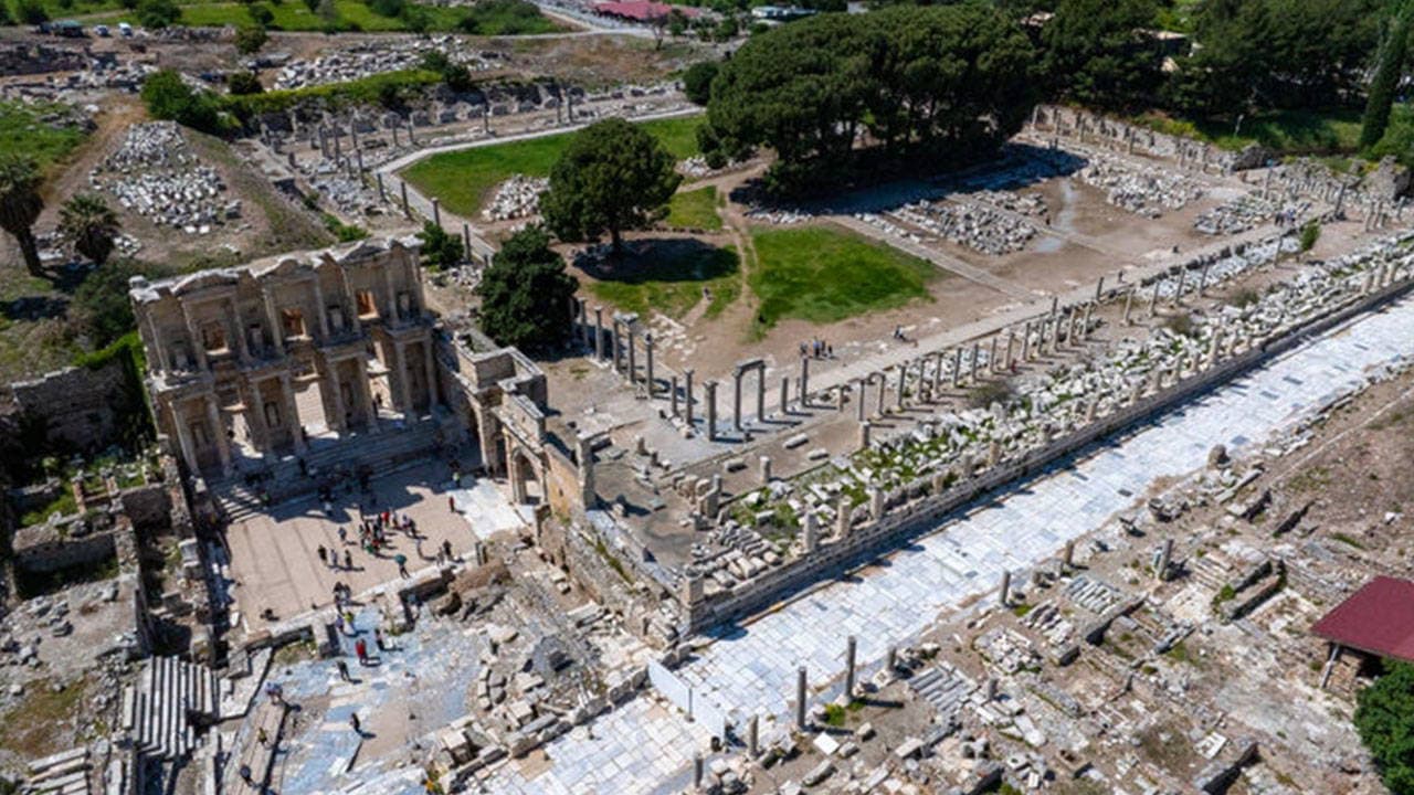 Restoration of Ephesus: Ancient Columns Resurrected in 'Stone Hospital'