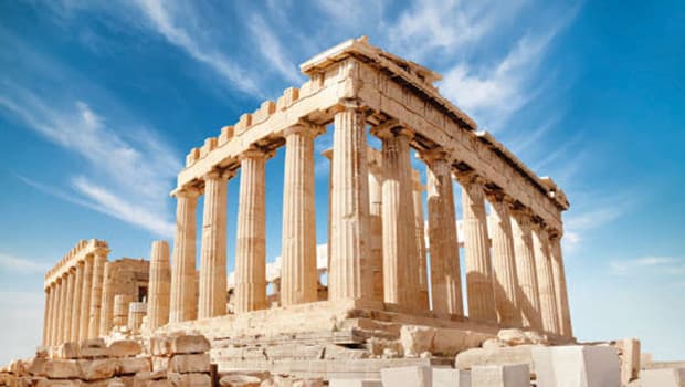 Juncker'den Şaşırtan Açıklama: 'Akropolis'in Satışı Önerildi'