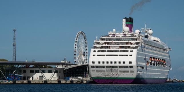 Bordeaux Port Halts Quarantine Amid Gastroenteritis Outbreak on Cruise Ship